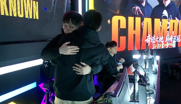 《街头篮球》UNKNOWN卫冕FSPL 中国队剑指国际赛事