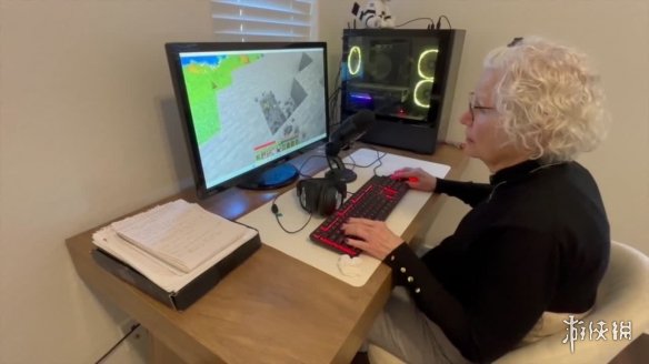 81岁奶奶直播《我的世界》赚钱为17岁孙子治疗癌症!(图3) 游侠网3