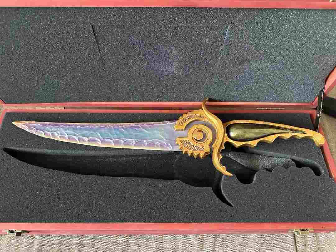 售价2000美元! 《波斯王子:时之砂》重制版媒体典藏周边被二手出售(图3) 售价2000美元! 《波斯王子:时之砂》重制版媒体典藏周边被二手出售