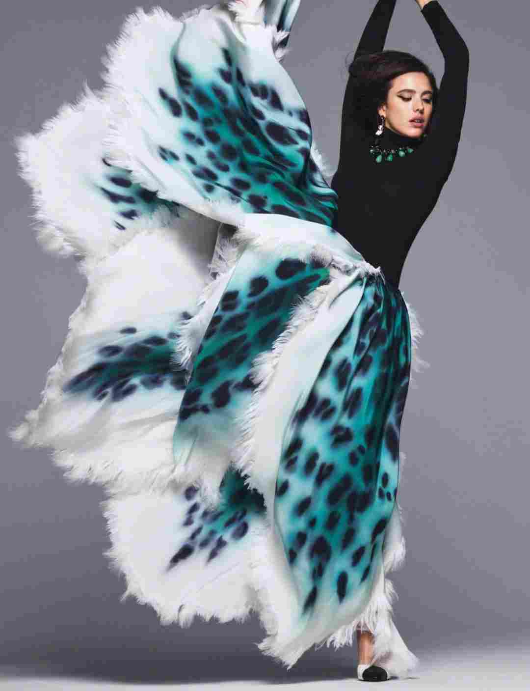 《死亡搁浅》玛玛演员玛格丽特写真 大胆造型展示